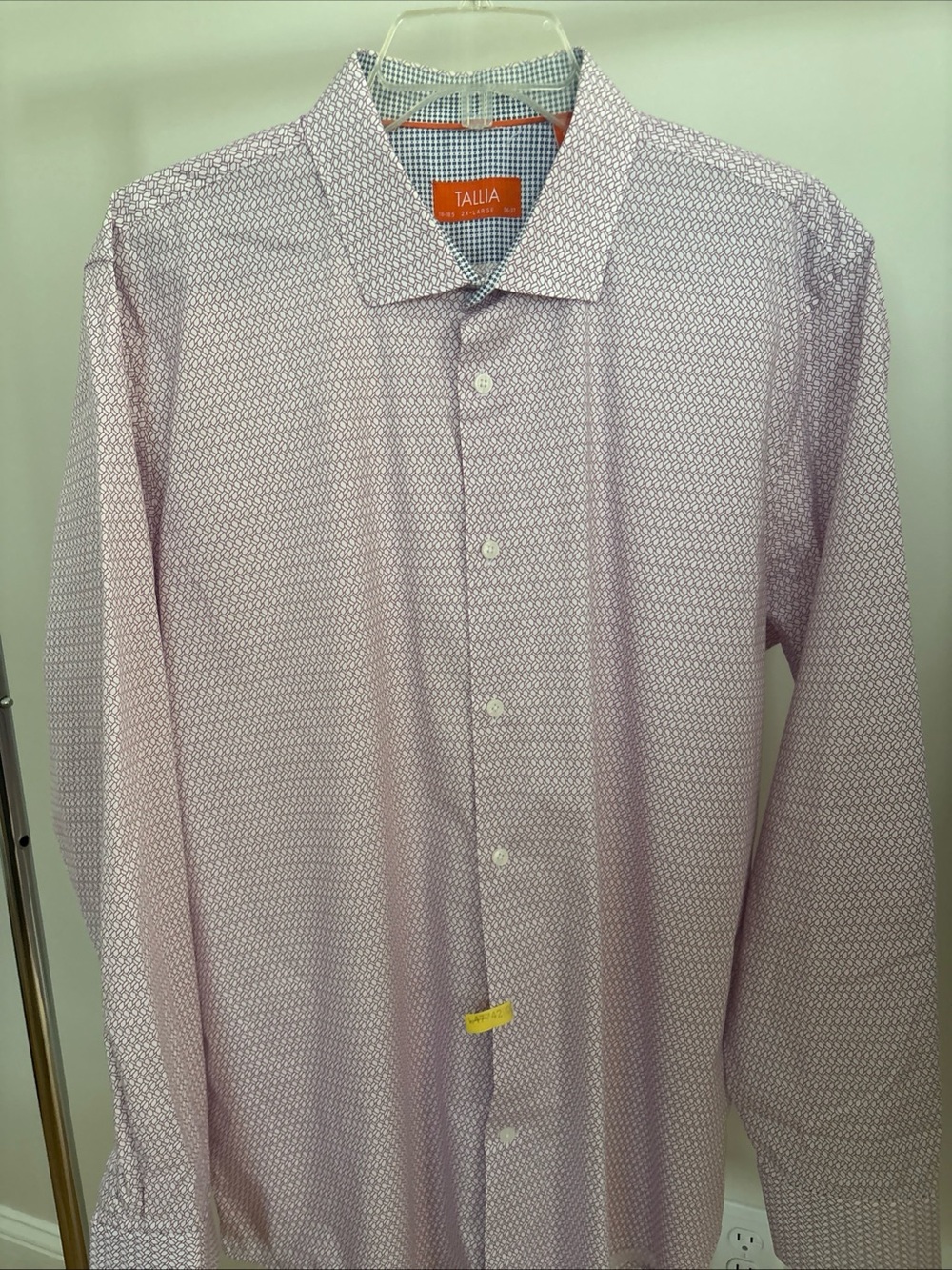 Tallia Men's Long-Sleeve Dress Shirt Slim Fit Pink&White Size 18-18.5 36/37